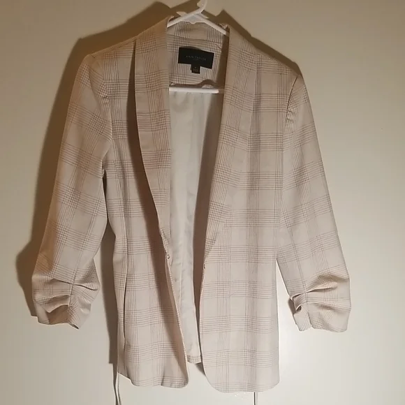 Ann Taylor Cream Wrap Blazer with Shawl Lapels - Picture 6 of 7
